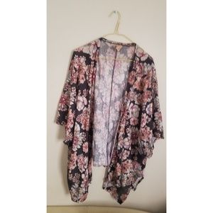 Black Floral Kimono